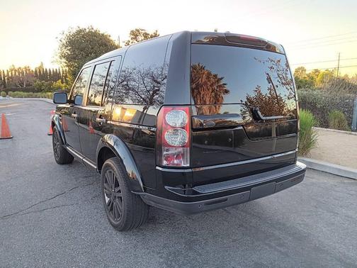 2010 Land Rover LR4 Base