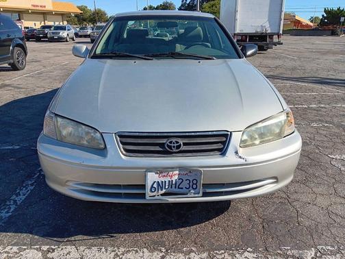 2000 Toyota Camry LE
