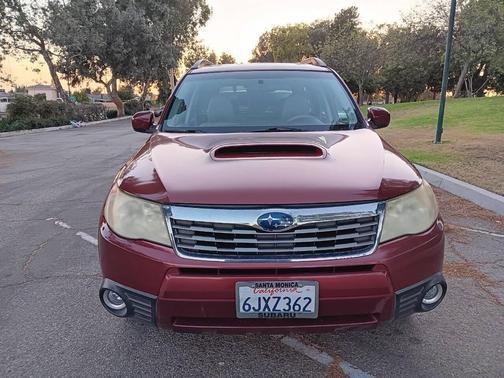 2010 Subaru Forester 2.5 X Premium