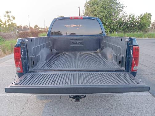 2004 Dodge Ram 1500 SLT Quad Cab