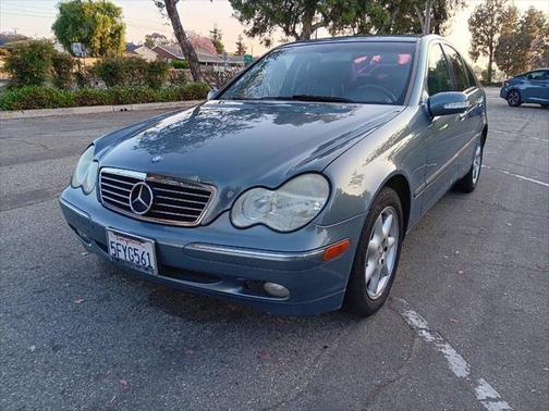 2004 Mercedes-Benz C-Class C 240 4dr Sedan