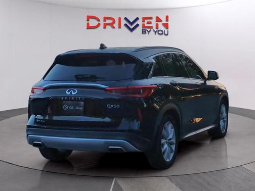2019 INFINITI QX50 ESSENTIAL