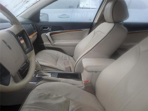 2011 Lincoln MKZ Base