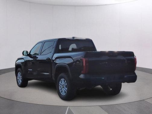 Midnight Black Metallic 2022 Toyota Tundra SR5