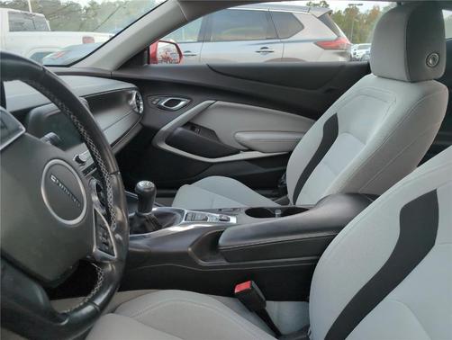 2016 Chevrolet Camaro 1LT