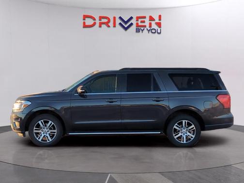 2022 Ford Expedition Max XLT
