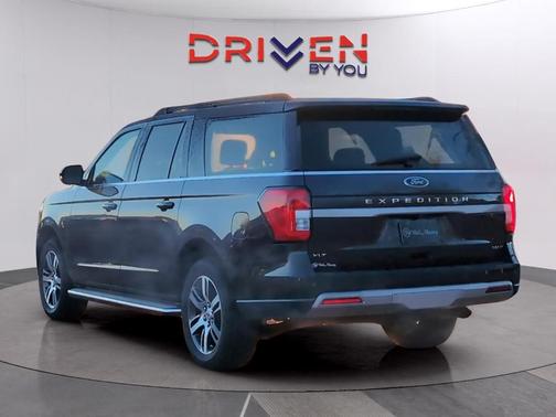 2022 Ford Expedition Max XLT
