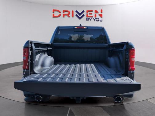 Granite Crystal Clearcoat Metallic 2026 RAM 1500 Laramie