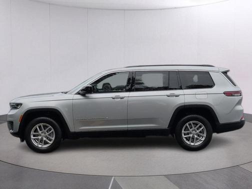 Silver Zynith 2026 Jeep Grand Cherokee L Laredo