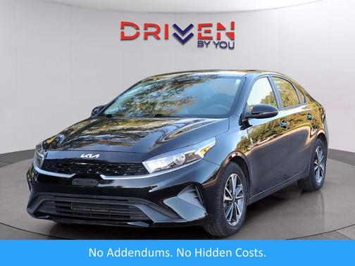 2023 Kia Forte LXS