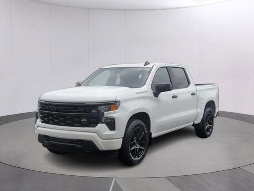 Summit White 2023 Chevrolet Silverado 1500 Custom