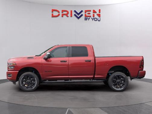 Molten Red Pearlcoat 2026 RAM 2500 Big Horn