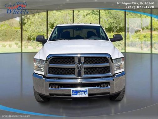 2017 RAM 2500 Tradesman Crew Cab 4x4 6'4' Box