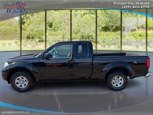 Magnetic Black 2016 Nissan Frontier S