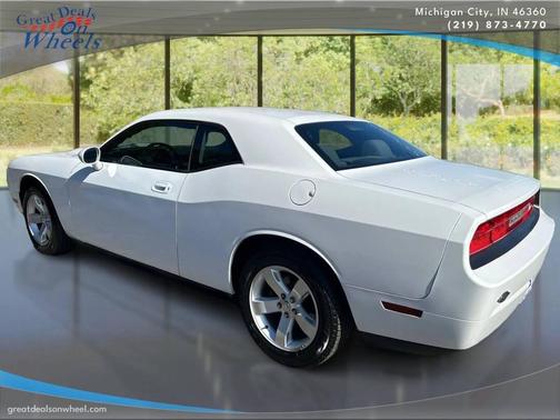 2010 Dodge Challenger SE