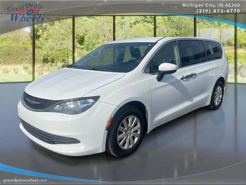 2021 Chrysler Voyager L