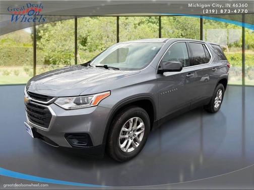 Satin Steel Metallic 2019 Chevrolet Traverse LS