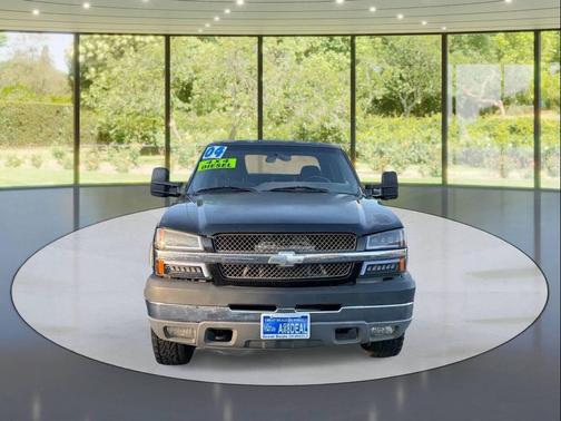 Black 2004 Chevrolet Silverado 2500 LS H/D Crew Cab