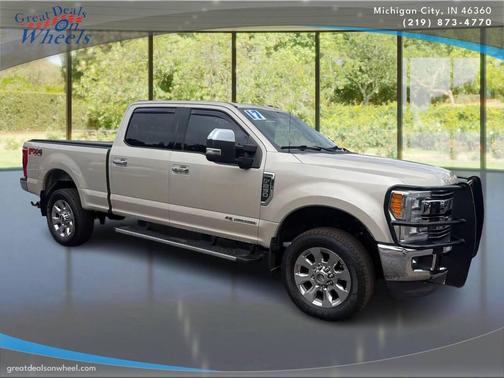 White Gold Metallic 2017 Ford F-250 Lariat