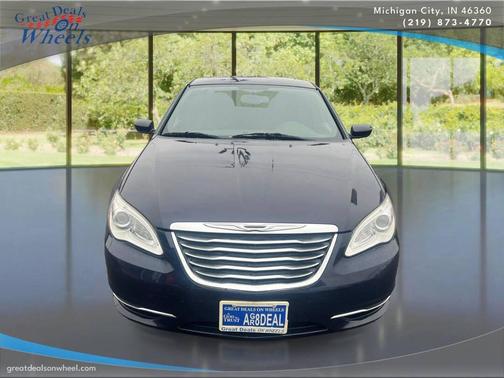 2013 Chrysler 200 Touring