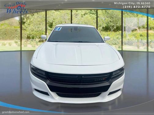 Bright White Clearcoat 2016 Dodge Charger SXT