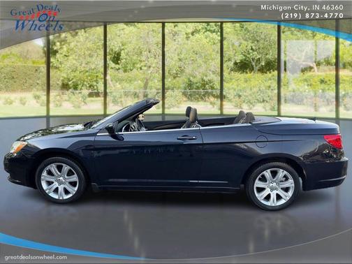 Sapphire Crystal Met Clearcoat 2011 Chrysler 200 Touring