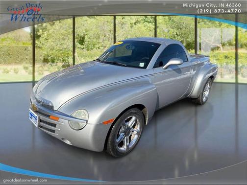 2004 Chevrolet SSR LS 2dr Regular Cab Convertible Rwd SB