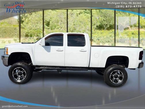 White 2011 Chevrolet Silverado 2500 LT