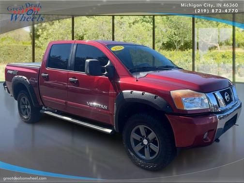 2014 Nissan Titan SV