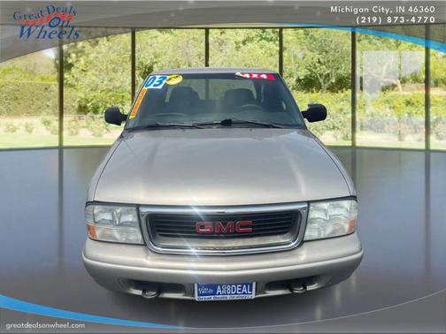 Sandalwood Metallic 2003 GMC Sonoma SLS