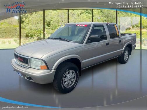 Sandalwood Metallic 2003 GMC Sonoma SLS