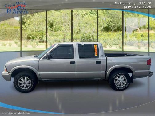 Sandalwood Metallic 2003 GMC Sonoma SLS