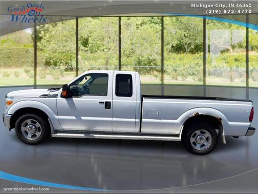 White 2015 Ford F-250