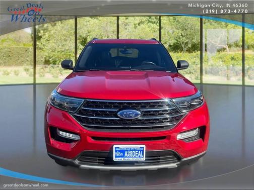 Rapid Red Metallic Tinted Clearcoat 2020 Ford Explorer XLT