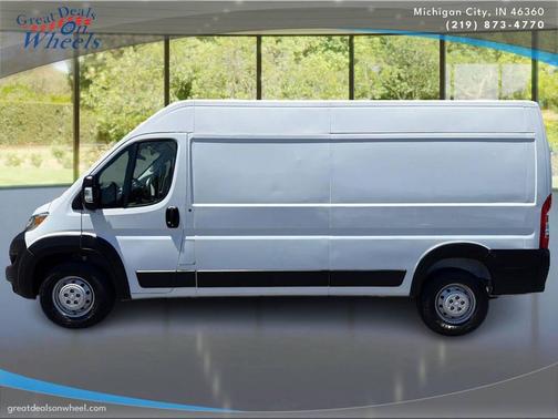 Bright White Clearcoat 2023 RAM ProMaster 2500 High Roof