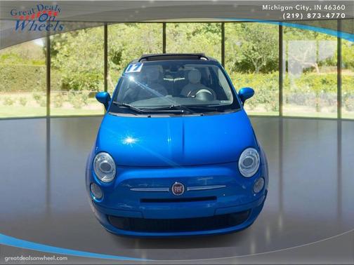 Laser Blu (Bright Metallic Blue) 2017 FIAT 500 Pop