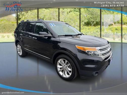 White Platinum Metallic Tri-Coat 2015 Ford Explorer XLT