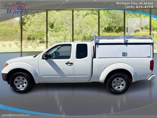 Glacier White 2021 Nissan Frontier S