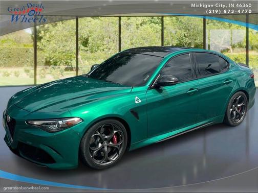 2022 Alfa Romeo Giulia Quadrifoglio