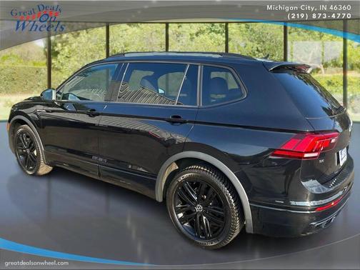 2022 Volkswagen Tiguan 2.0T SE R-Line Black 4MOTION