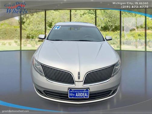 2014 Lincoln MKS Base