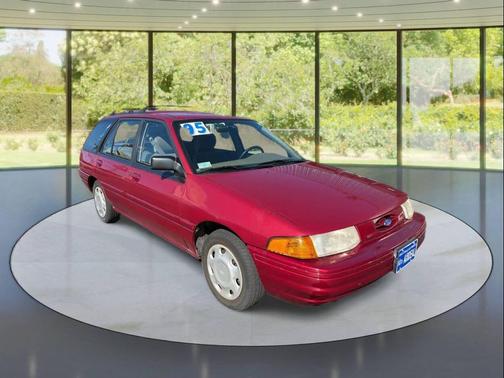 BURGANDY 1995 Ford Escort LX 4dr Wagon