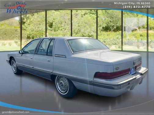 SILVER 1992 Buick Roadmaster Base 4dr Sedan