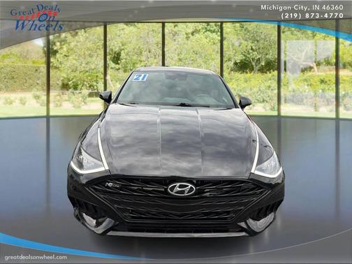 Phantom Black 2021 Hyundai SONATA SE