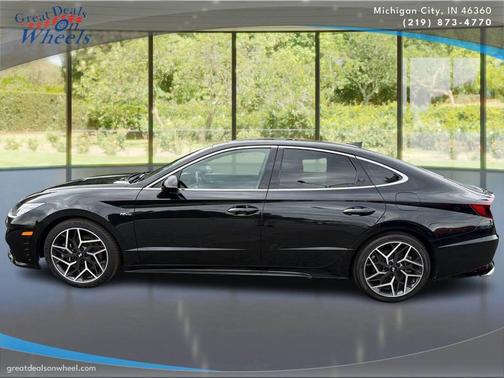 Phantom Black 2021 Hyundai SONATA SE