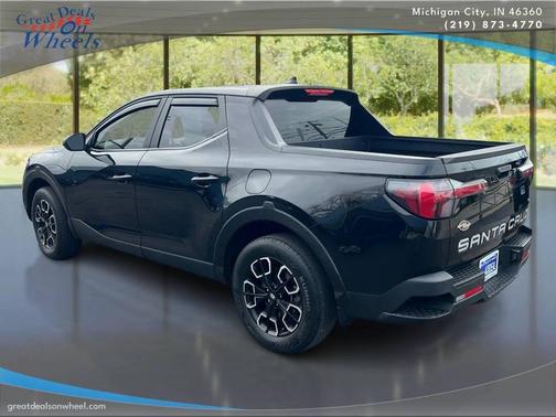 Phantom Black 2022 Hyundai SANTA CRUZ SEL