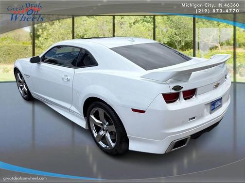Summit White 2013 Chevrolet Camaro 2SS