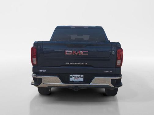 Pacific Blue Metallic 2022 GMC Sierra 1500 SLE