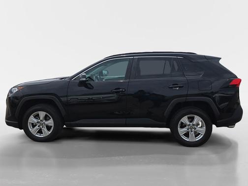 Midnight Black Metallic 2021 Toyota RAV4 XLE