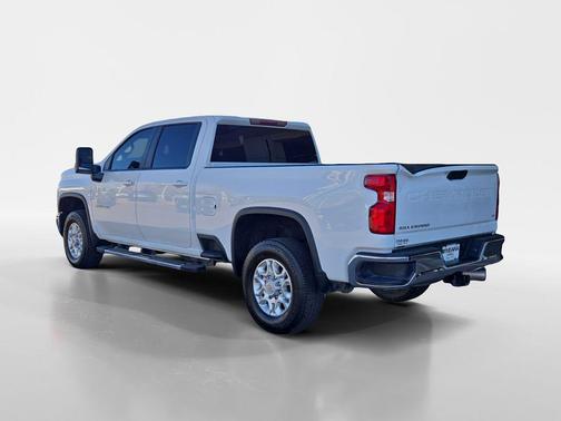 Summit White 2025 Chevrolet Silverado 2500 LT